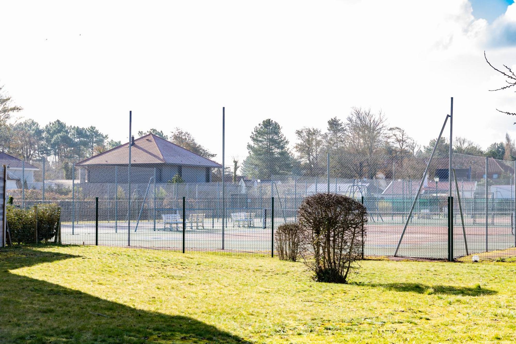 Residence Grand Jardin Attenant Tennis, Mini Golf, Sauna, Petanque Cucq Rom bilde